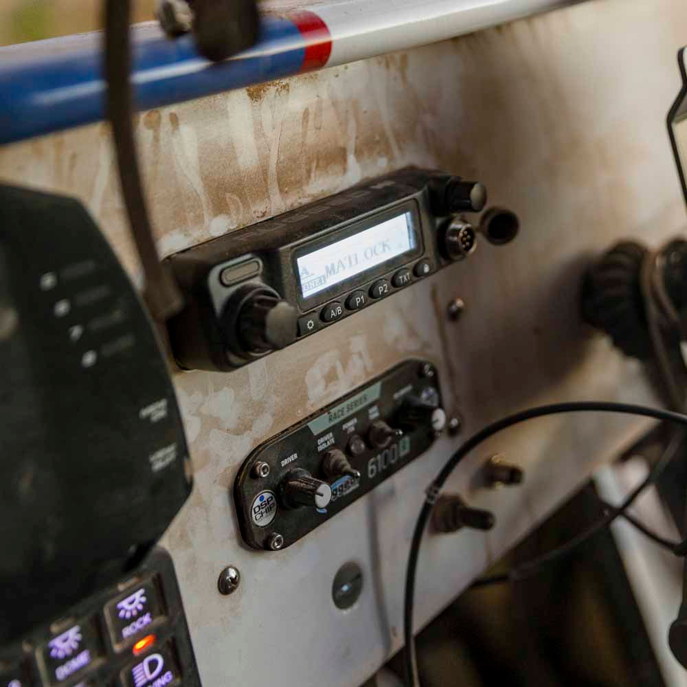 Radio Kit - Rugged M1 RACE SERIES Waterproof Mobile with Antenna - Dig –  Rugged Radios